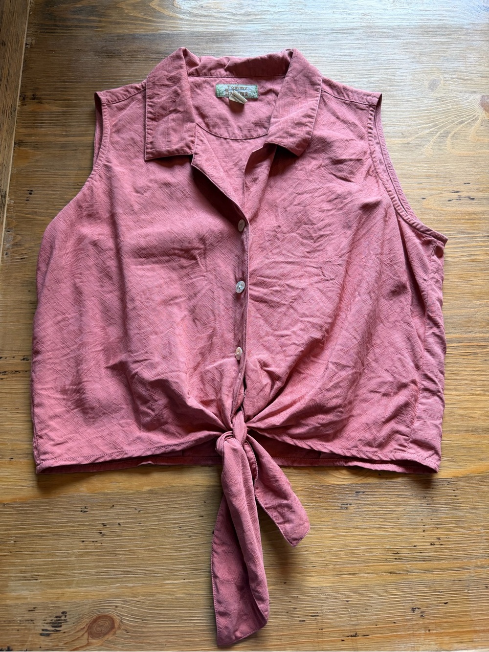 Tommy Bahama 100% Silk Mauve Sleeveless Tie Front Button Blouse Size L